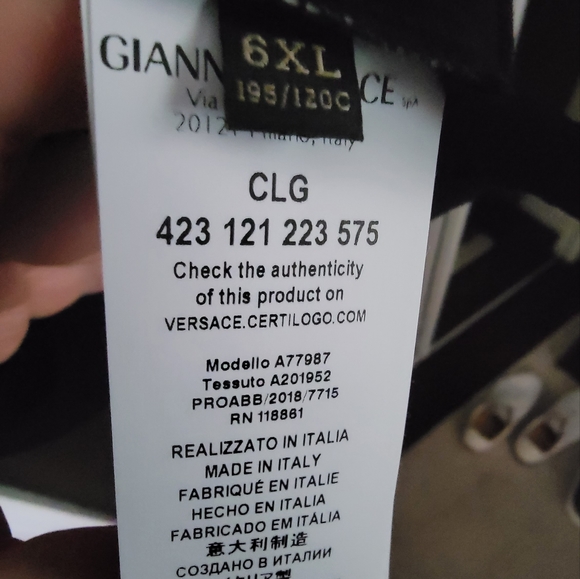 Men's Versace Black Medusa Crytal-embellished Tee 6X (US3X) - Picture 5 of 5